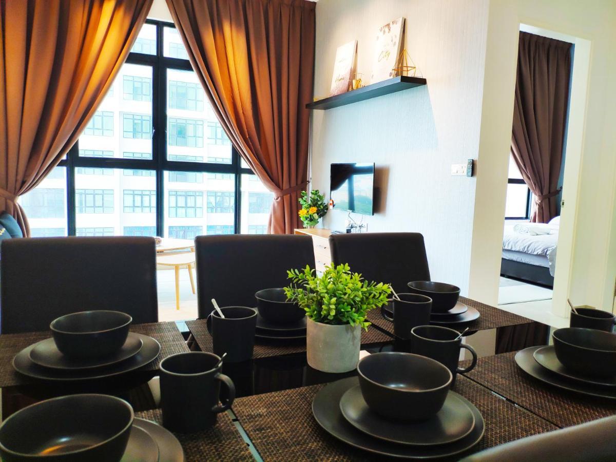 Netflix# Conezion Ioi Resort City By Salaam Suites Putrajaya Exterior foto