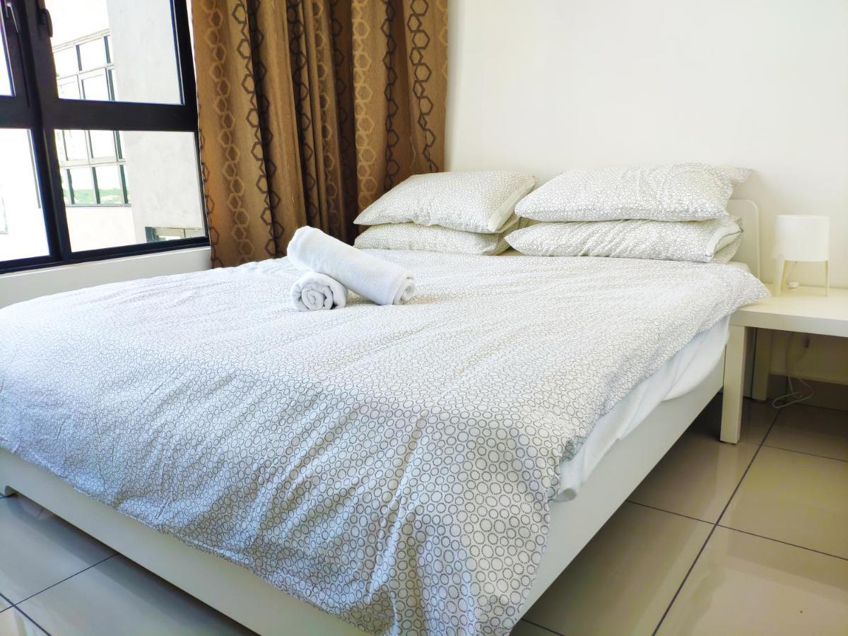 Netflix# Conezion Ioi Resort City By Salaam Suites Putrajaya Exterior foto