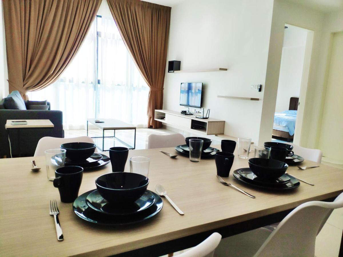 Netflix# Conezion Ioi Resort City By Salaam Suites Putrajaya Exterior foto