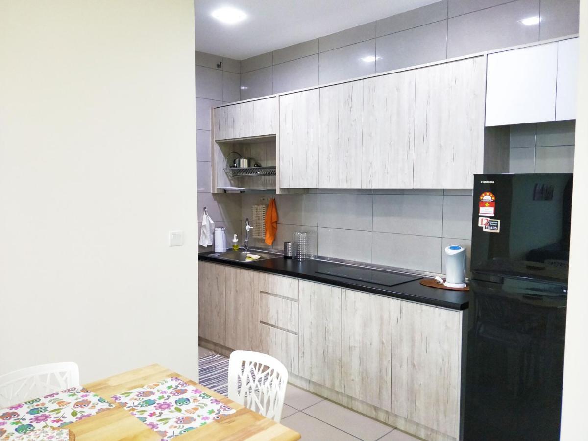 Netflix# Conezion Ioi Resort City By Salaam Suites Putrajaya Exterior foto